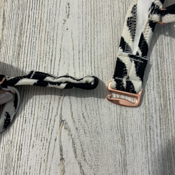 Shade & Shore Bikini Top Side 34 B.    NWT - Picture 6 of 9